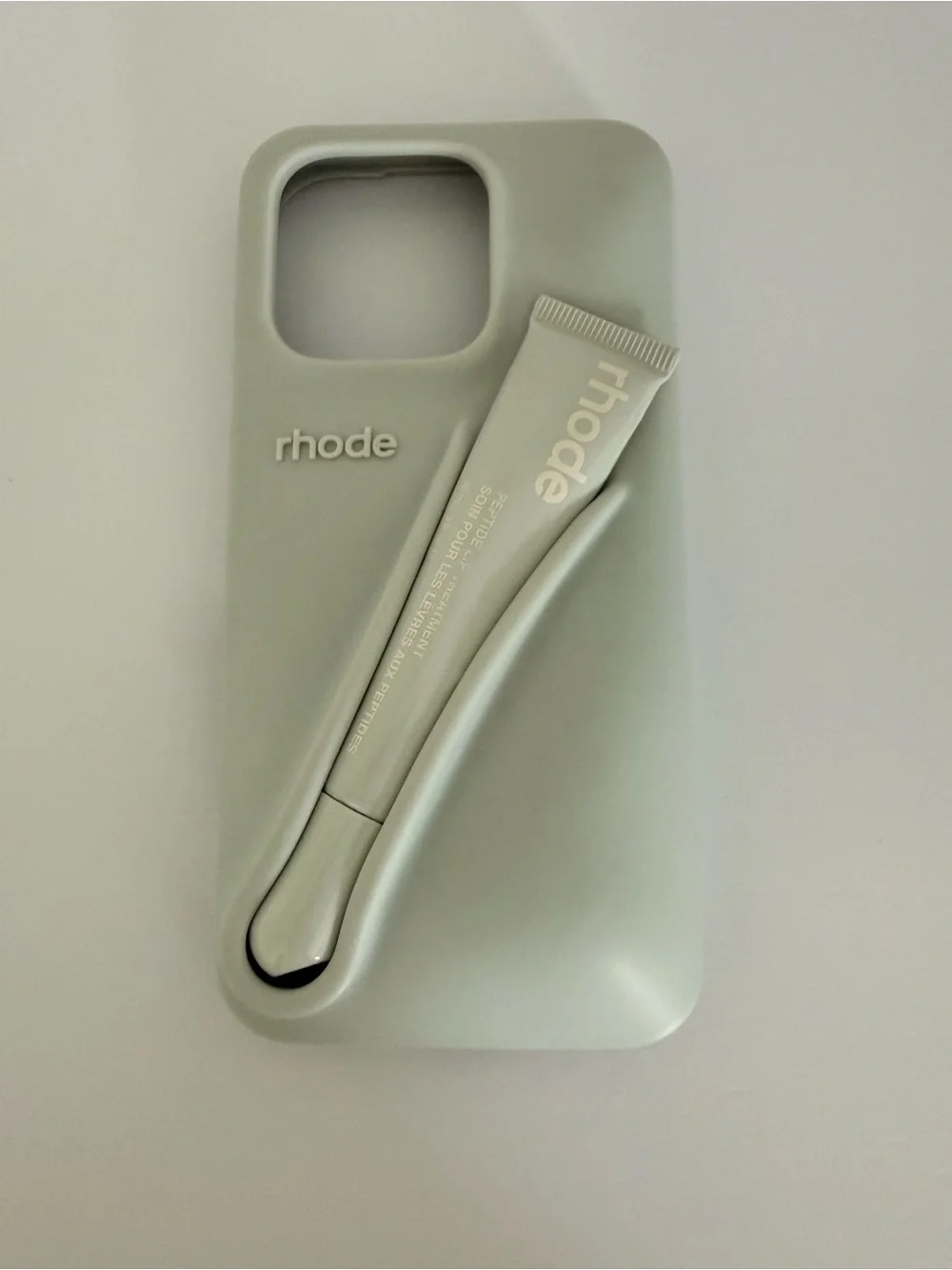 Rhode Grey Lip Case iPhone 16 Pro